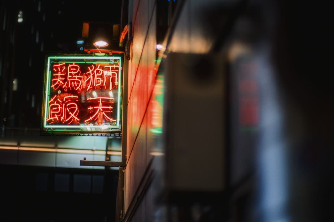 《与晋长安》三个身份是什么?